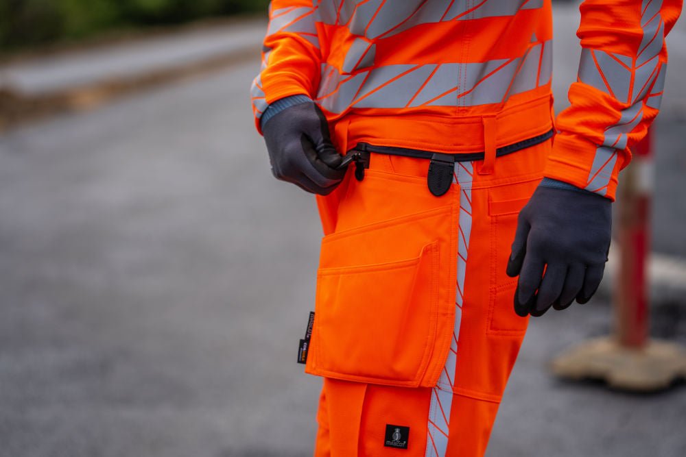 Talvivarusteet eri aloille – näin valitset oikeat varusteet talven työolosuhteisiin - Safewear Suojainkauppa